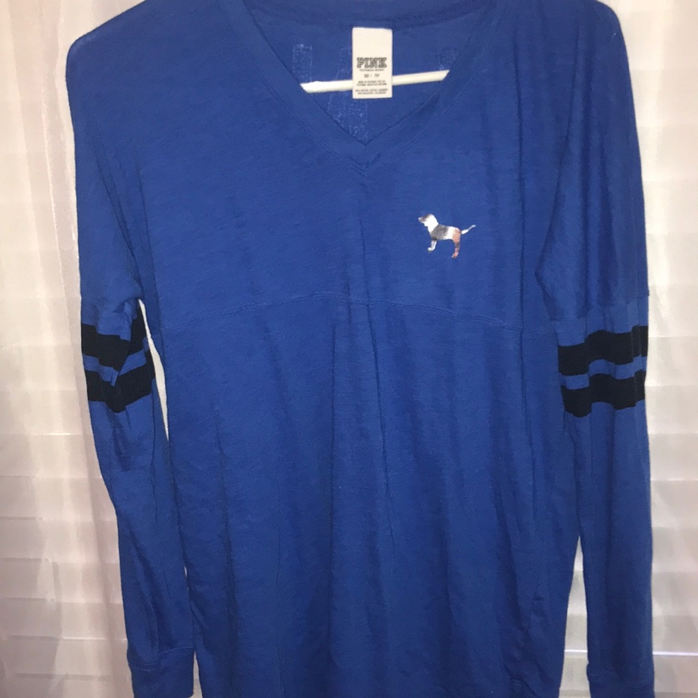Blue VS PINK shirt